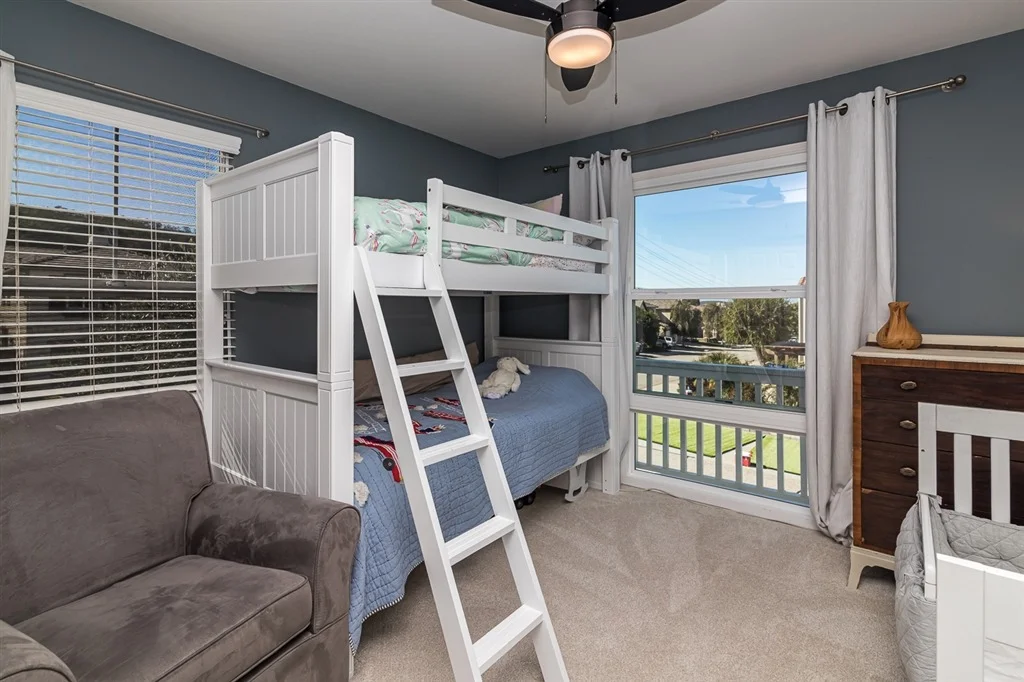 Photo of 937 Tularosa Lane