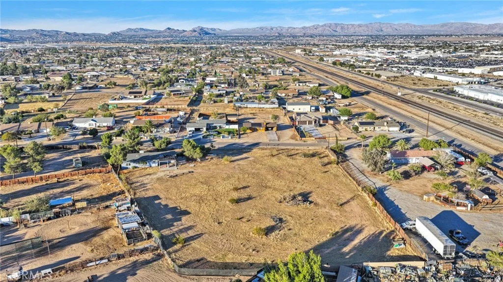 Photo of 17047 Eucalyptus Street