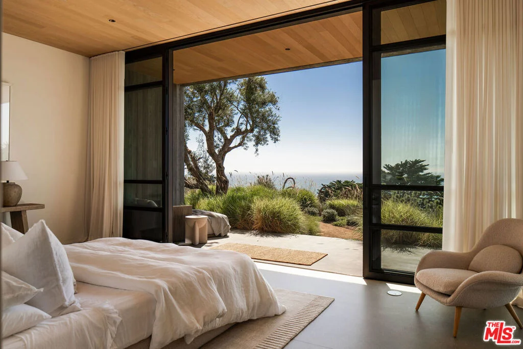 Photo of 3150 Sea Cliff