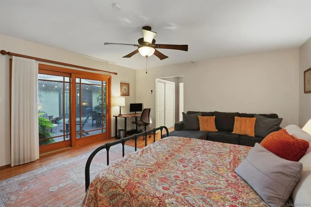 Photo of 5641 Genoa