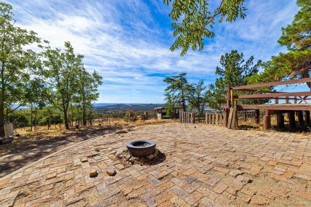 Photo of 2513 Tecate Divide Road