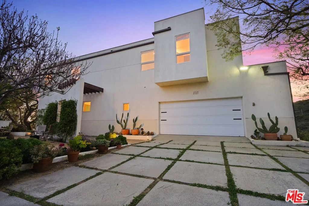 Photo of 2727 Corral Canyon Road