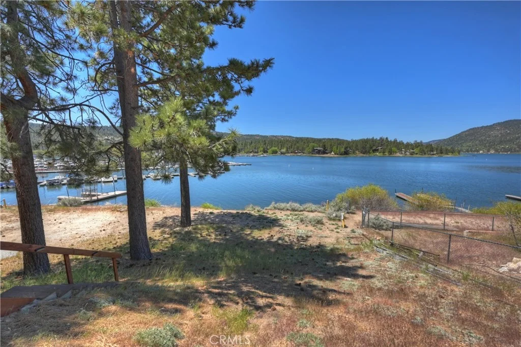Photo of 39605 Lake