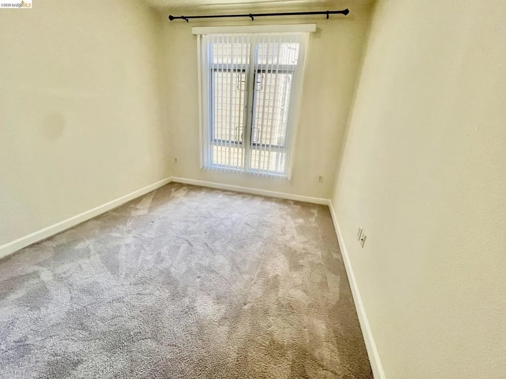 Photo of Unit 313 at 423 7th Street