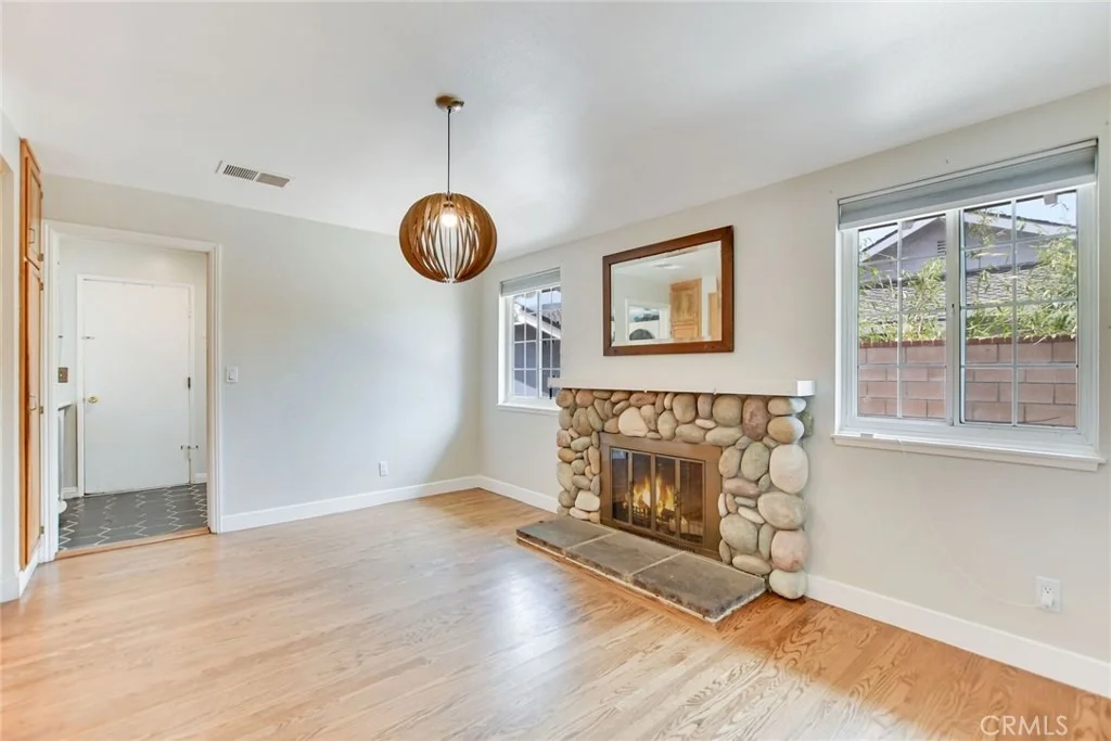 Photo of 1302 E Bennett