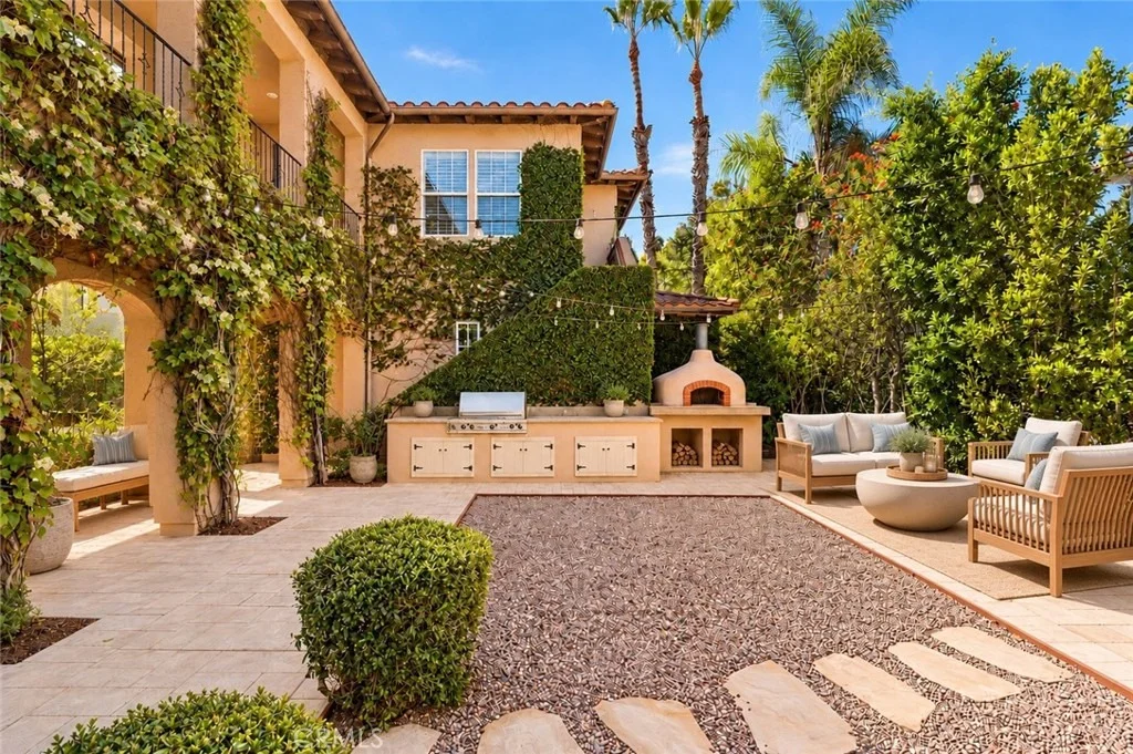 Photo of 25 Peppertree