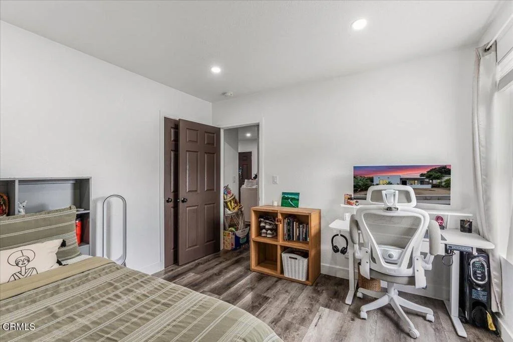 Photo of 1155 Richmond Road