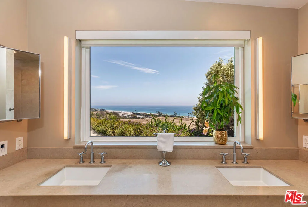 Photo of 6262 Trancas Canyon Road