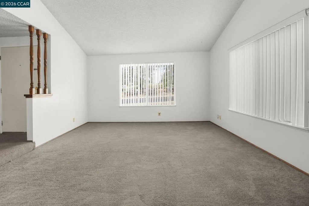 Photo of 101 Flame Dr
