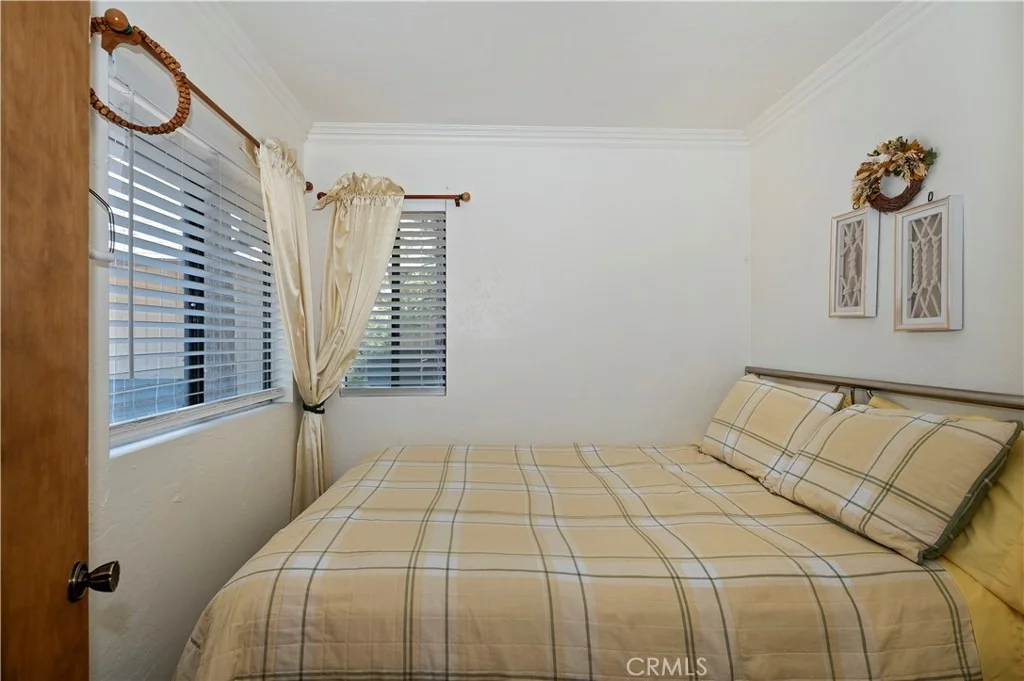 Photo of 904 Raleigh Drive