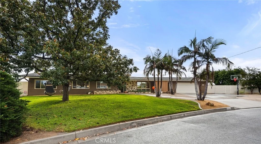 Photo of 13027 Burns Lane