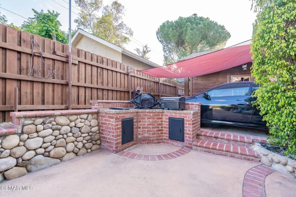 Photo of 6078 Peppertree Lane