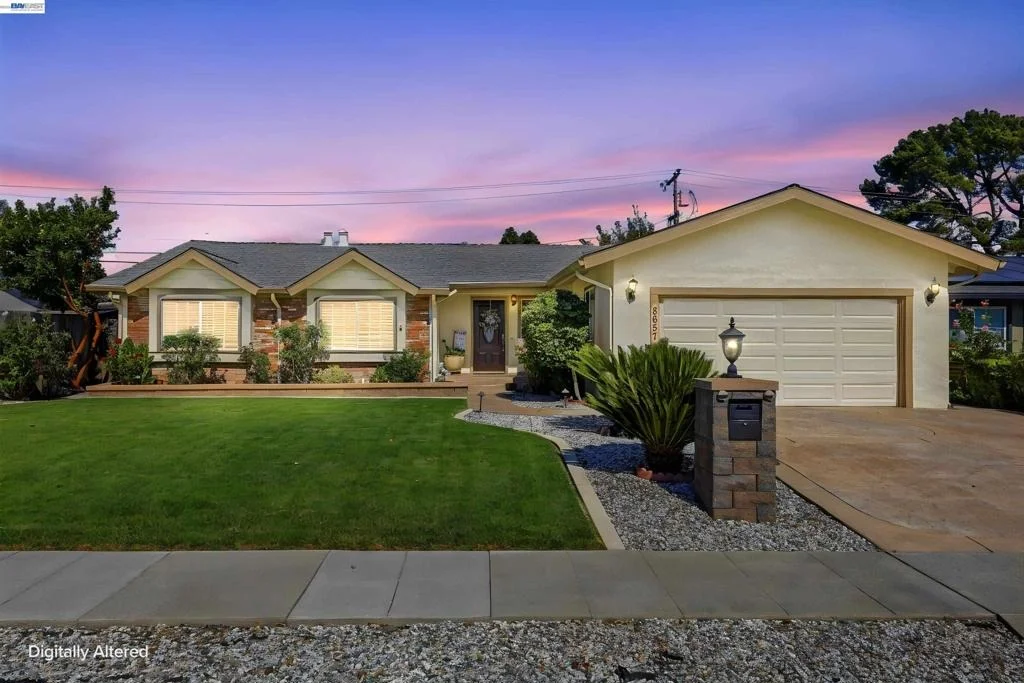Photo of 8657 Davona Dr