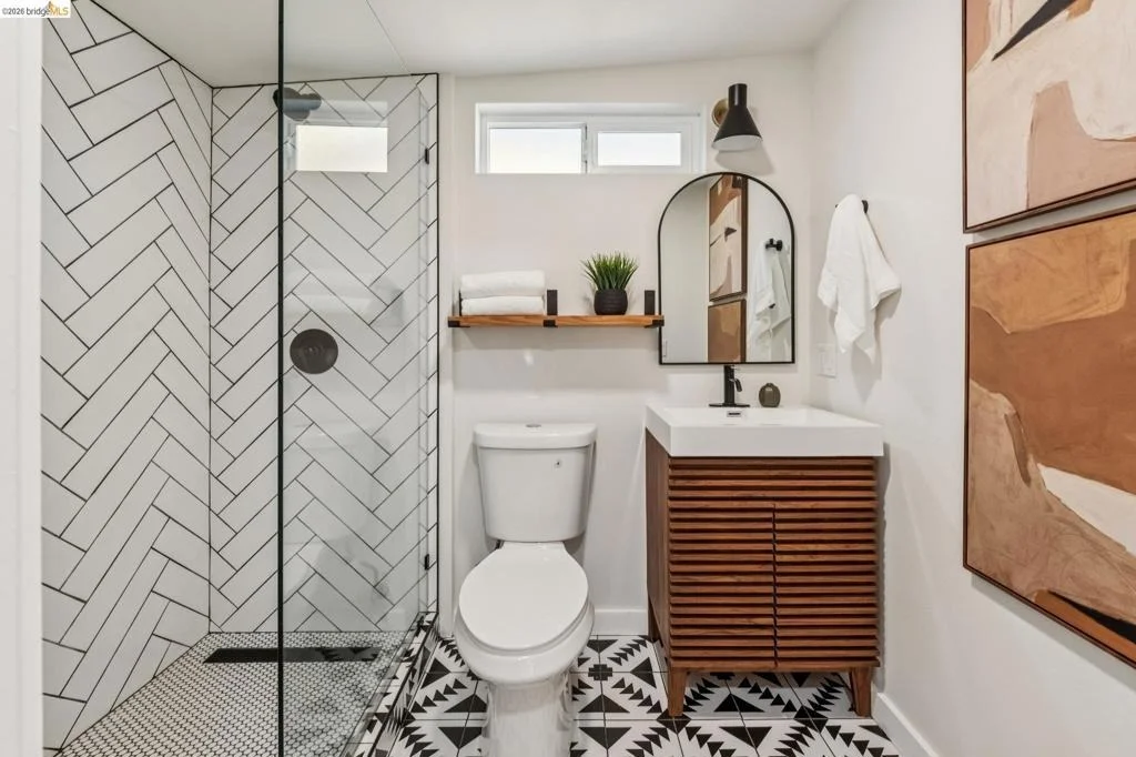 Photo of 5215 Fleming Ave