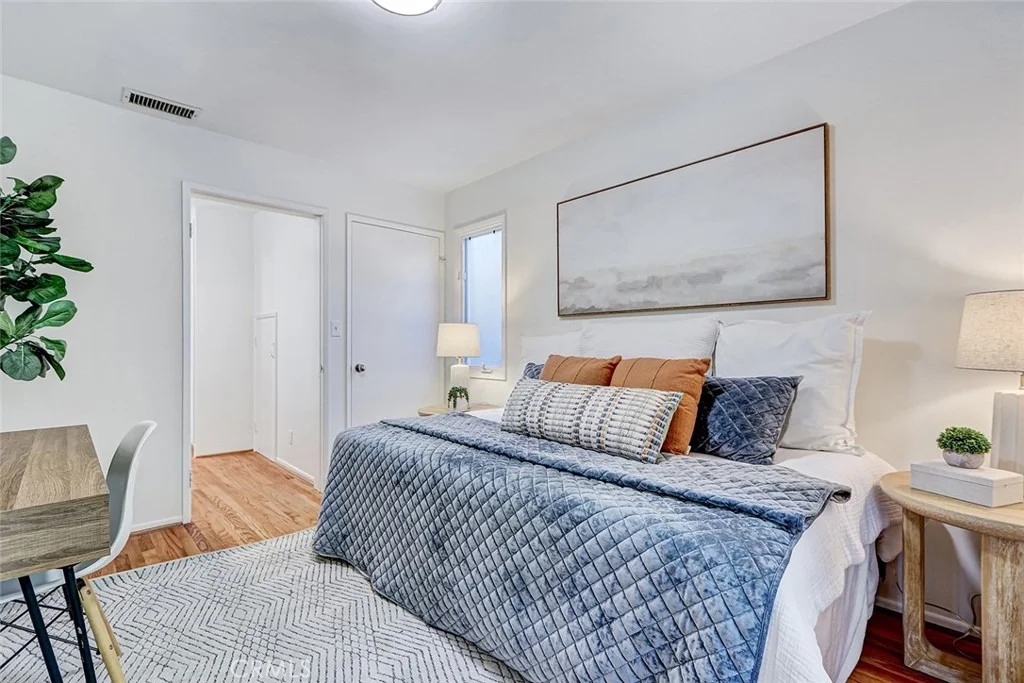 Photo of 2328 Beach Avenue