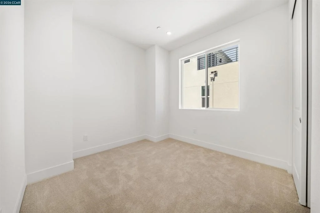 Photo of 207 Bisque Ct