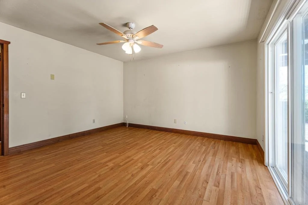 Photo of 3042 Holly Rd