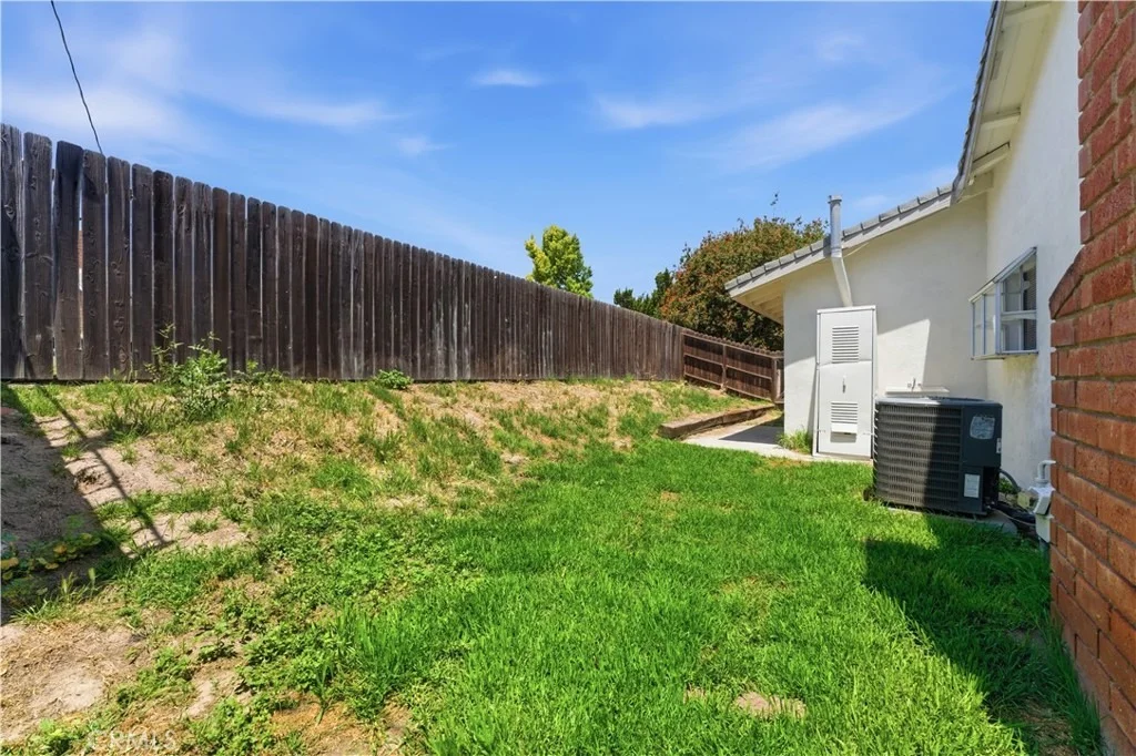 Photo of 838 Rivera Street