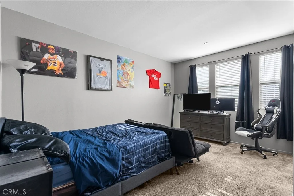 Photo of 6949 Beale