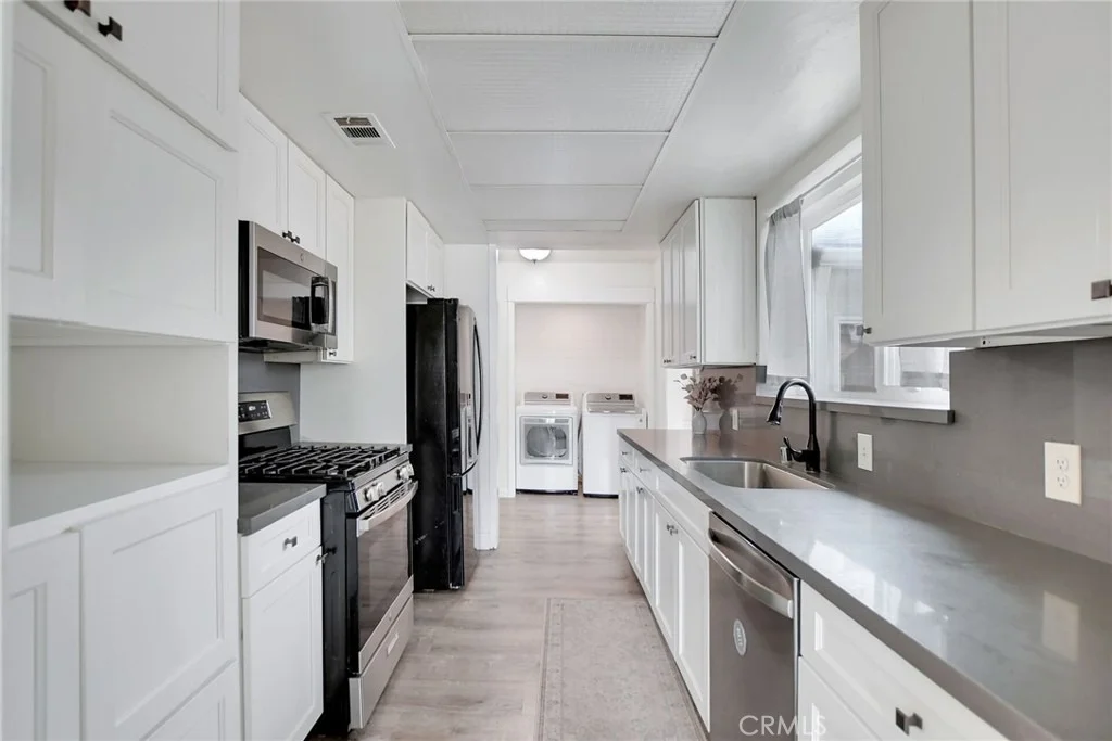 Photo of 1245 Judson