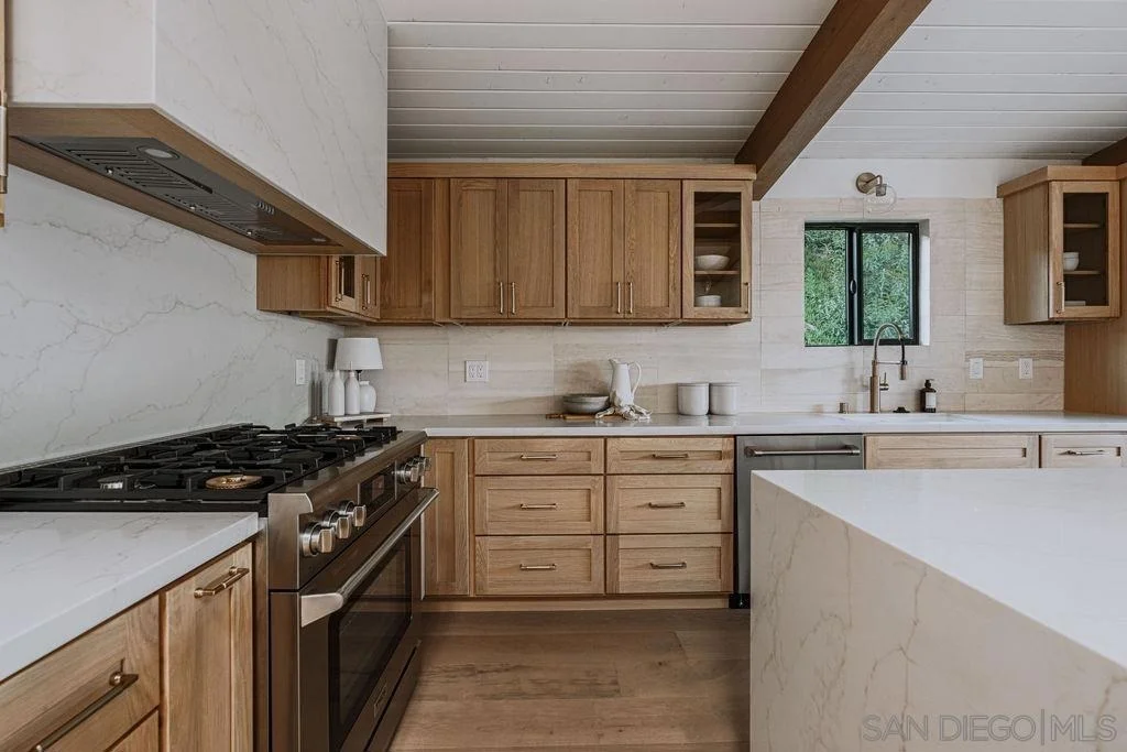 Photo of 4985 Pacifica Dr