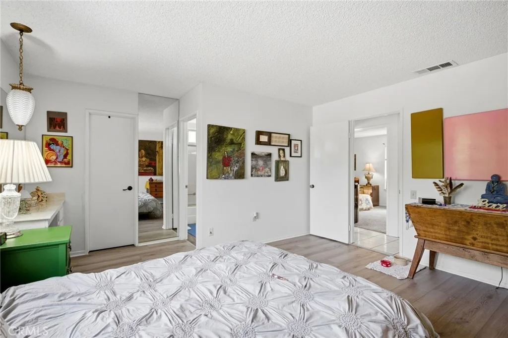 Photo of 27680 Medford