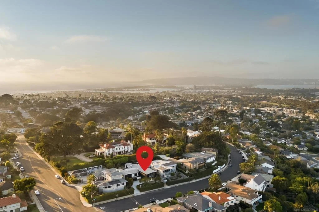 Photo of 3992 La Cresta