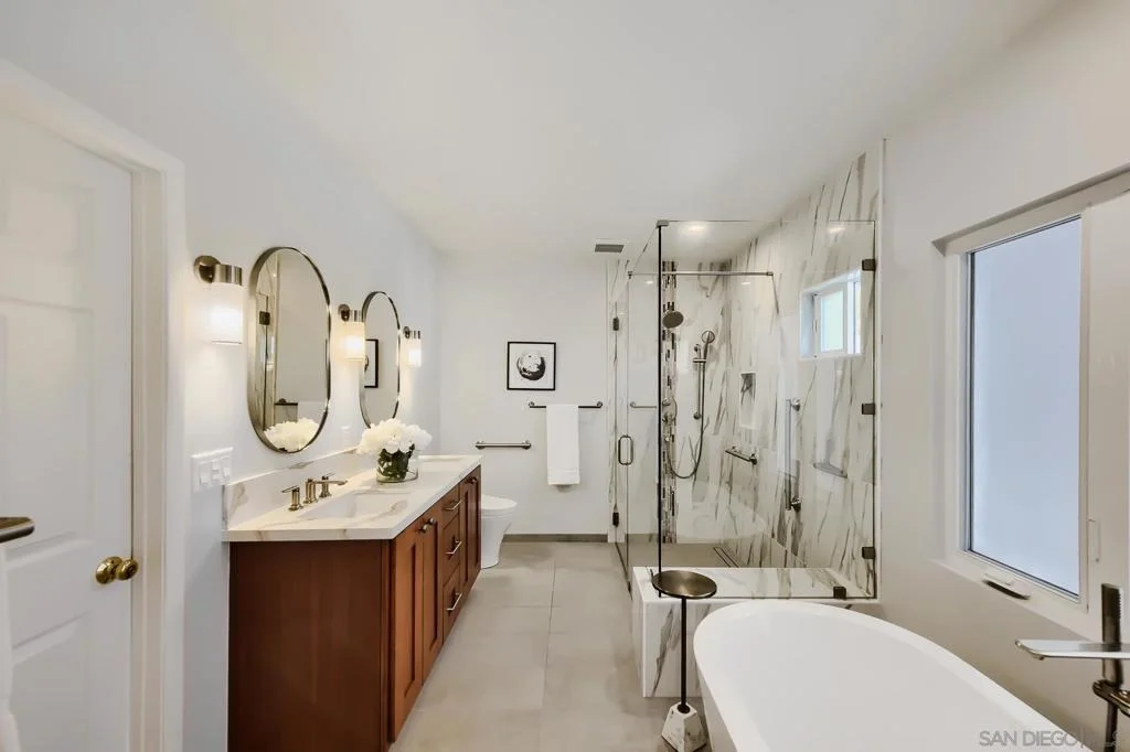 Photo of 5379 La Jolla Mesa