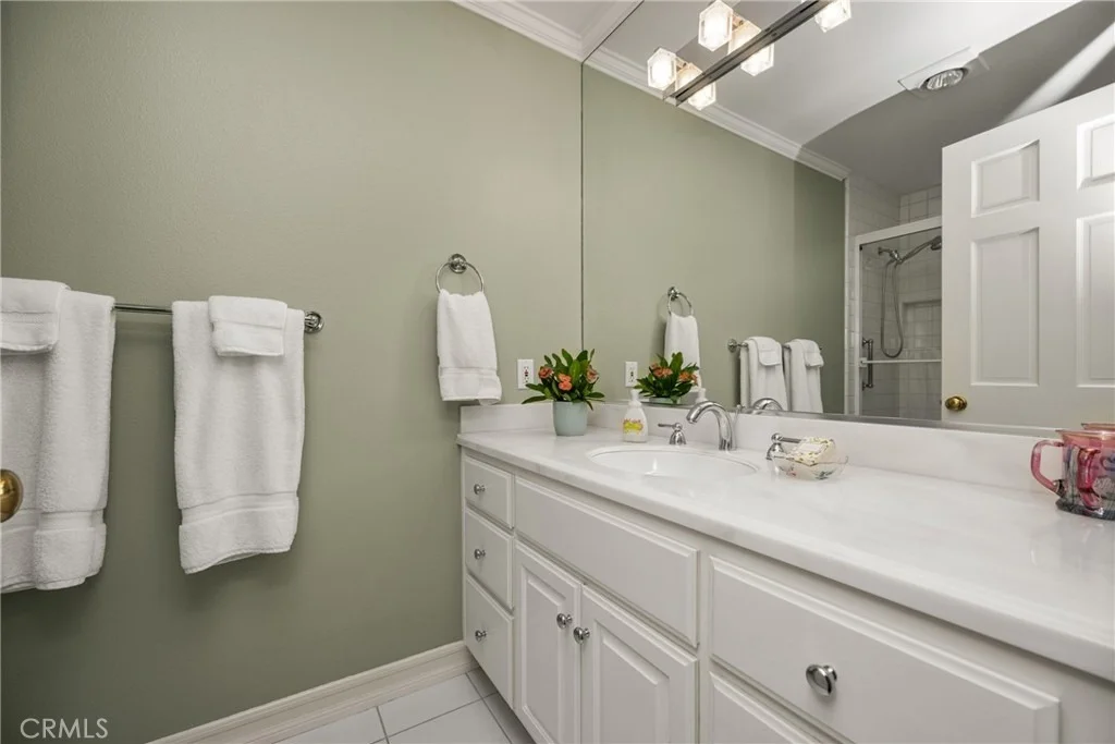 Photo of 57 Emerald
