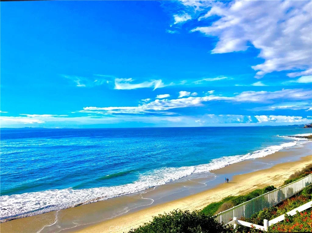 Photo of 4 Breakers
