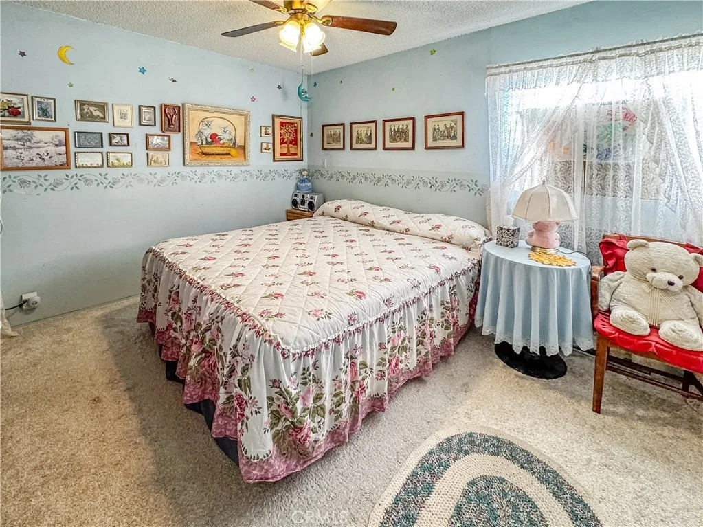Photo of 1415 Tamarack Lane