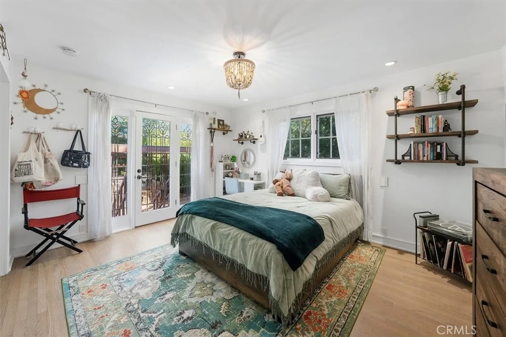 Photo of 28933 Wagon Road