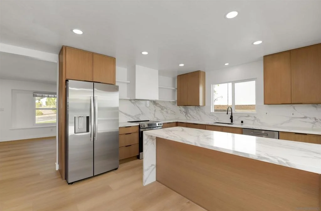 Photo of 5657 Red River Dr.