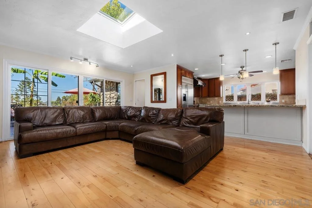 Photo of 4282 Middlesex Drive