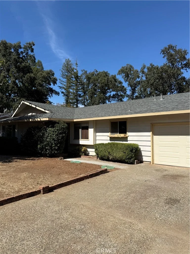 Photo of 628 Vallombrosa Lane
