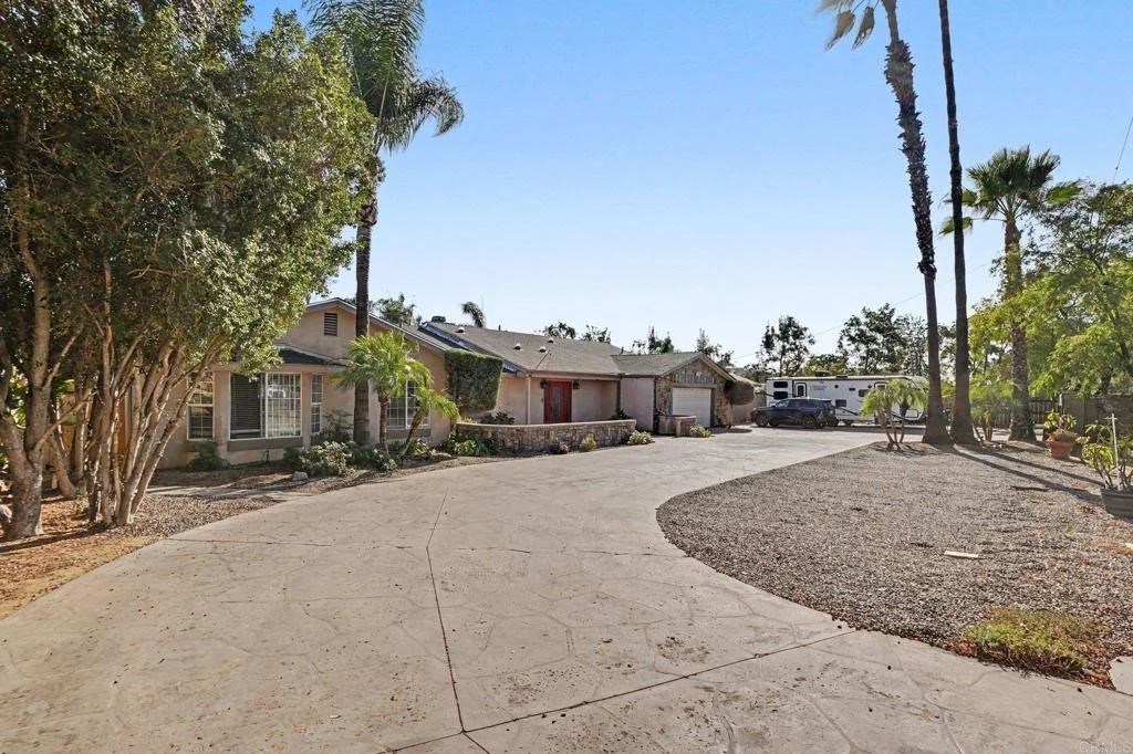 Photo of 1420 Hanson Lane
