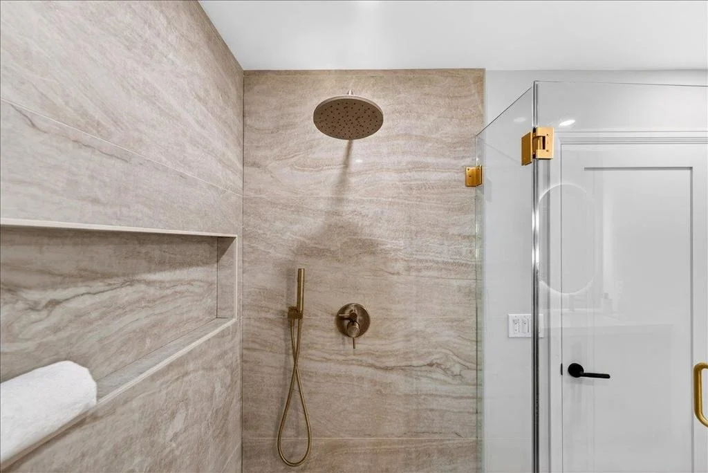 Photo of 1550 Winding Way