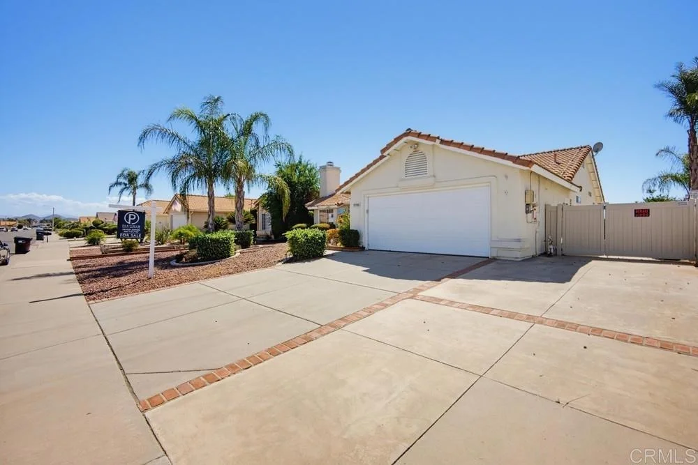 Photo of 27335 Potomac Drive