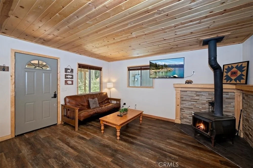 Photo of 728 Holmes Lane