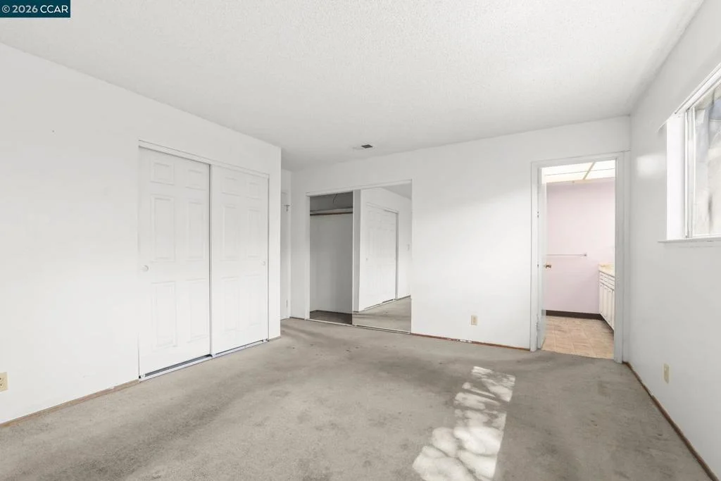 Photo of 101 Flame Dr