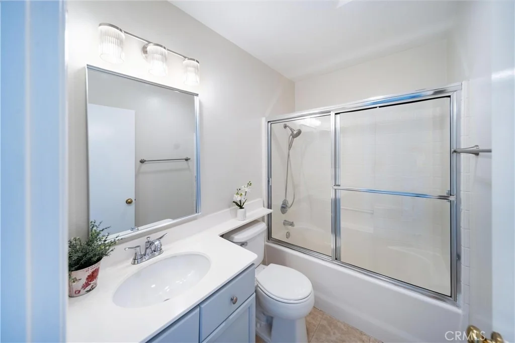 Photo of 877 Willowcreek