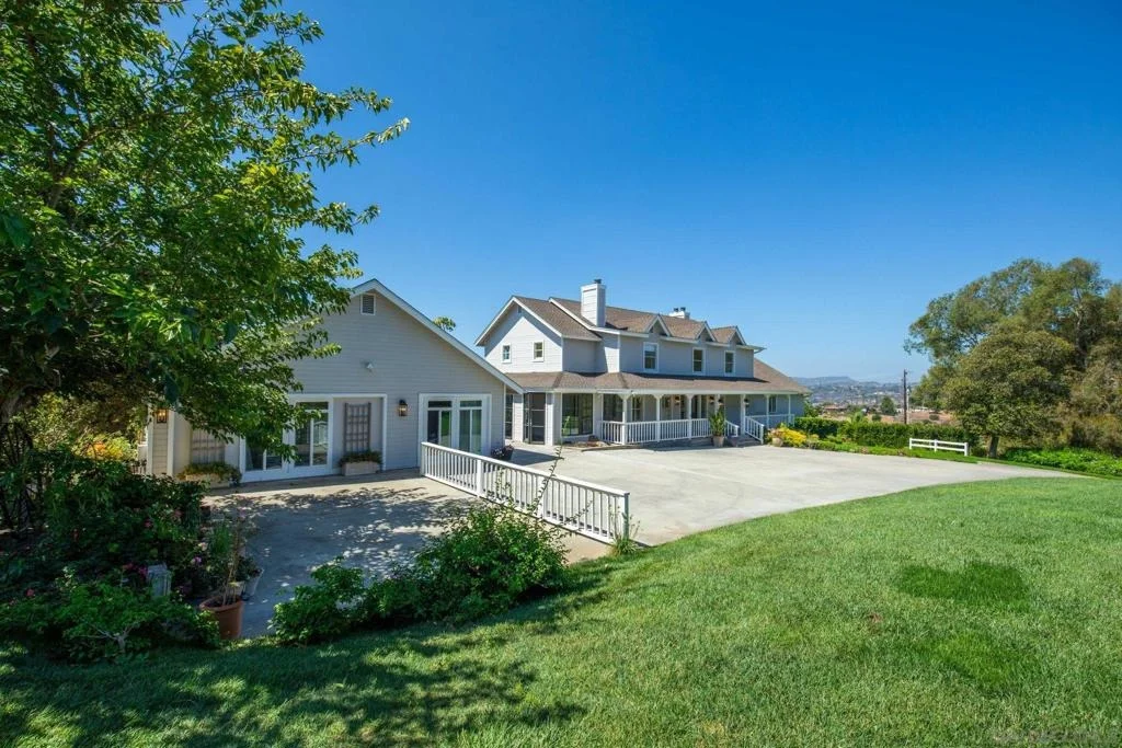Photo of 2613 Sunset Hills