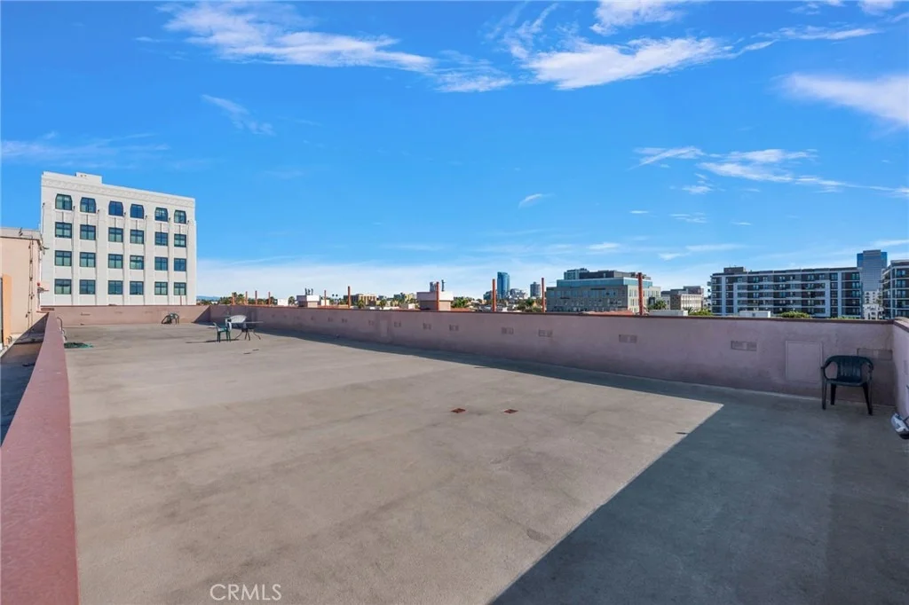 Photo of Unit 205 at 801 Pine Avenue