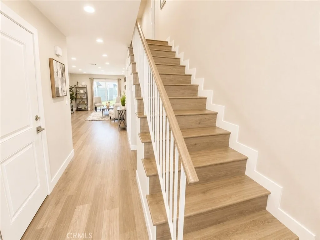 Photo of 401 Eton