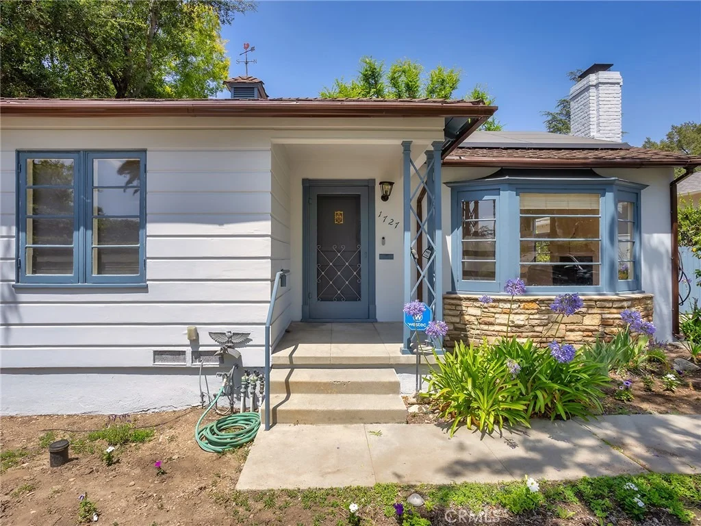Photo of 1727 N Hill Avenue