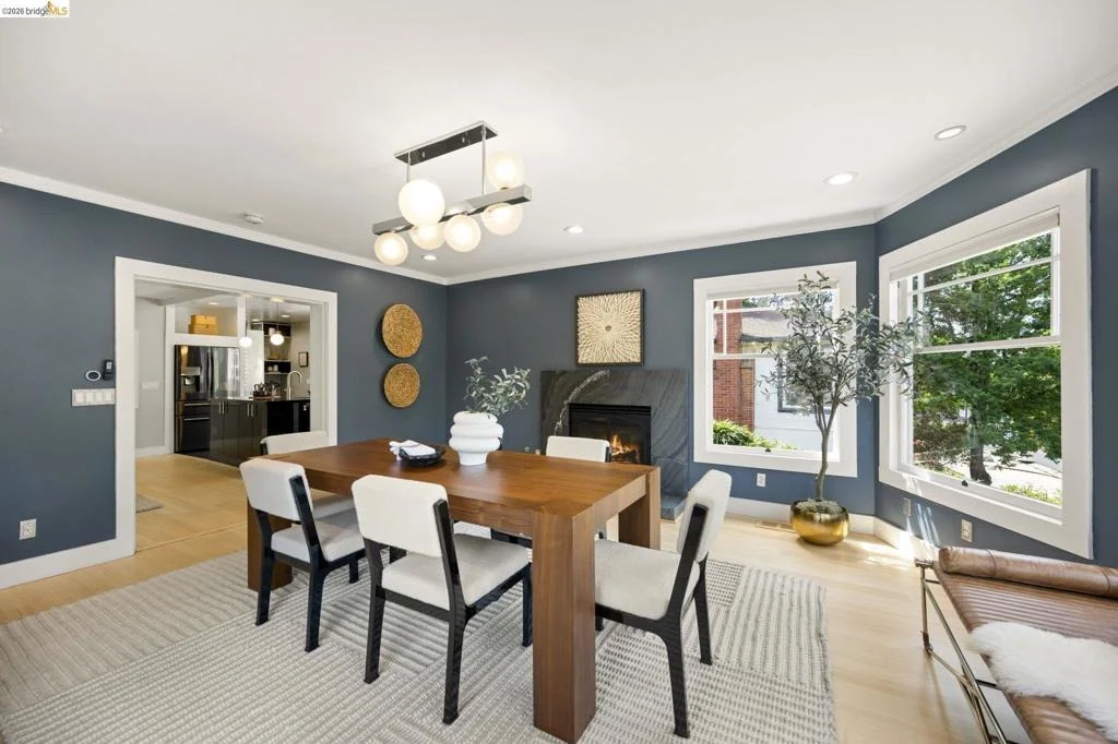 Photo of 683 Mandana Blvd.