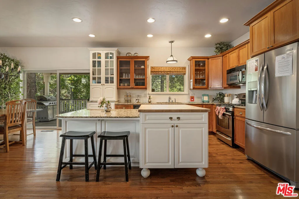 Photo of 208 Knoll Road