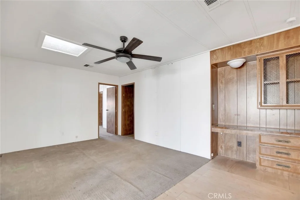 Photo of 650 Seville Drive