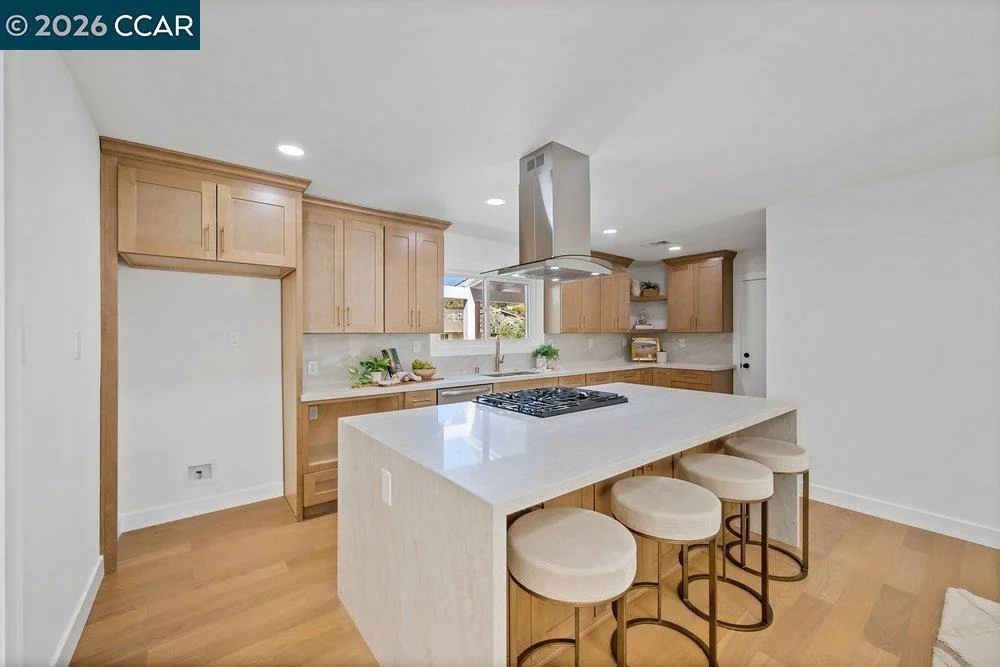 Photo of 8 Ramona Dr