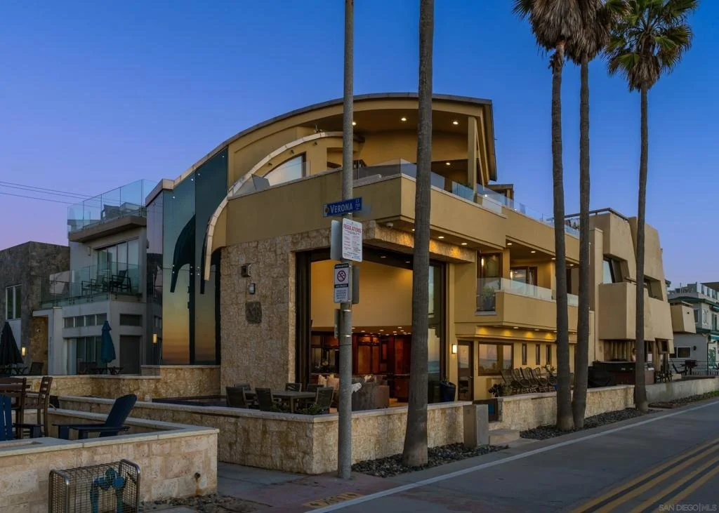 Photo of 3921 Ocean Front Walk